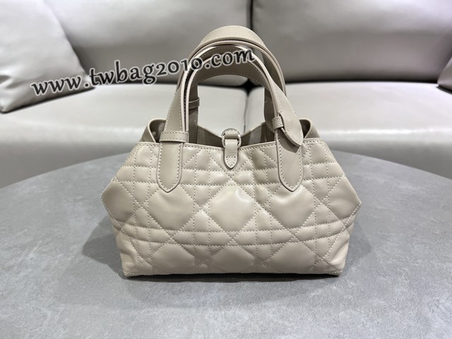 Dior专柜新款迪奥小号Toujours手袋牛皮超大藤格纹休闲女包 djfk1233